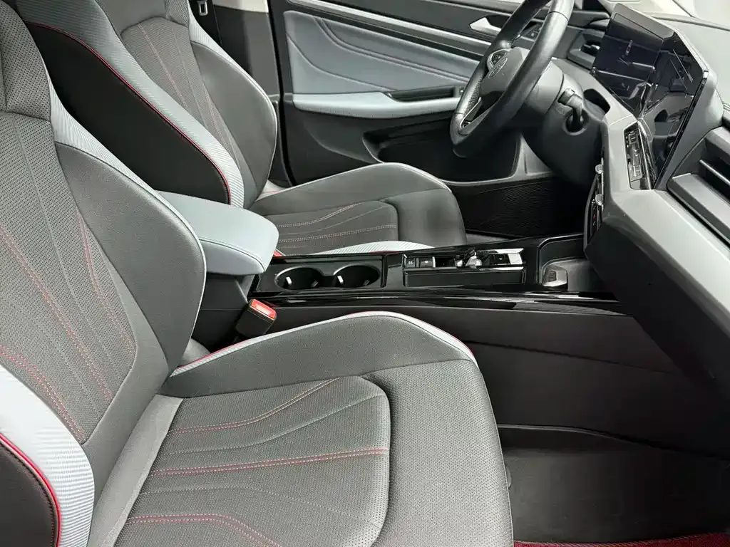 Volkswagen Lamando 2022 из CN, фото 10