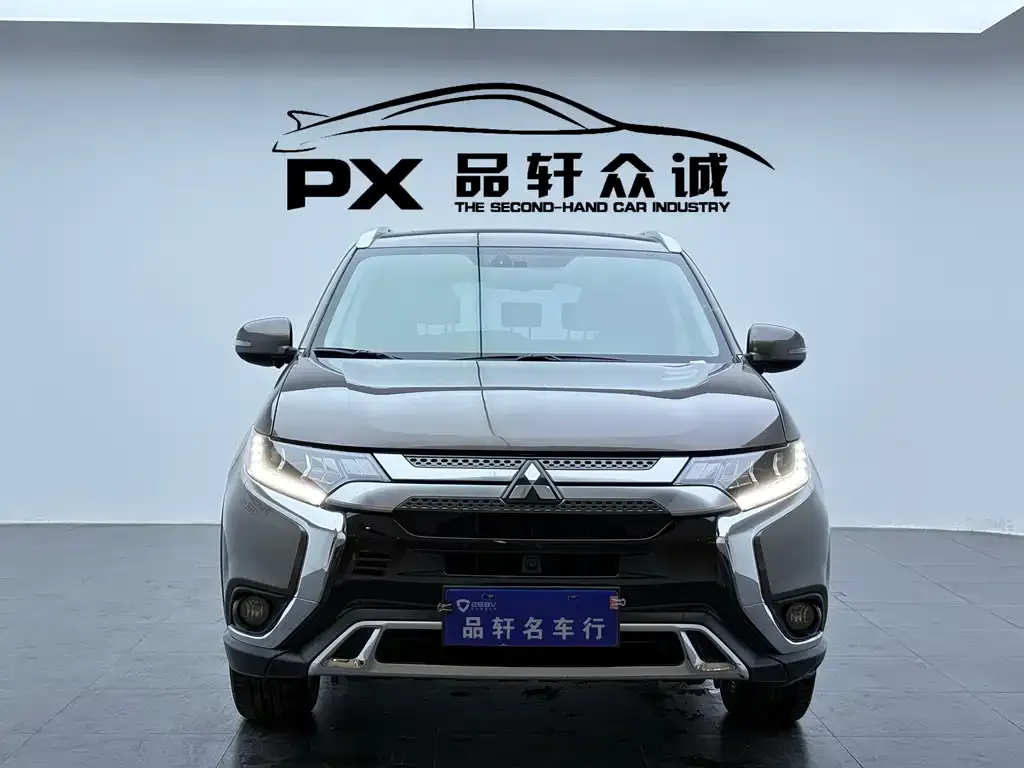 Mitsubishi Outlander 2021 из CN, фото 3
