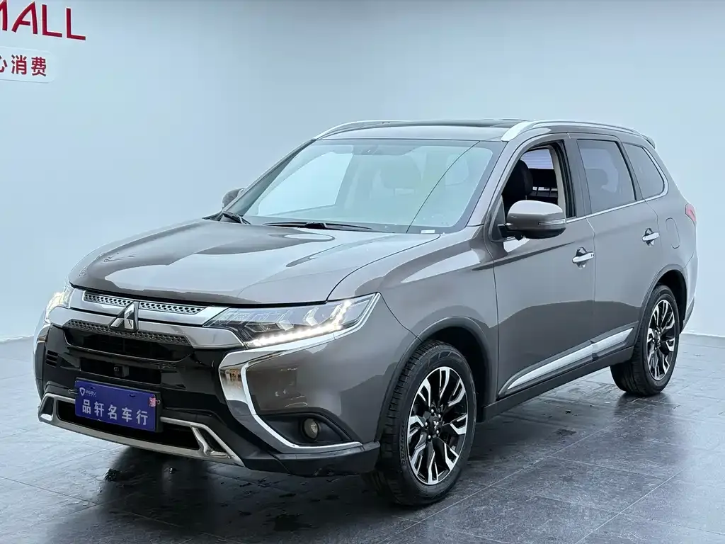 Mitsubishi Outlander 2021 из CN, фото 7