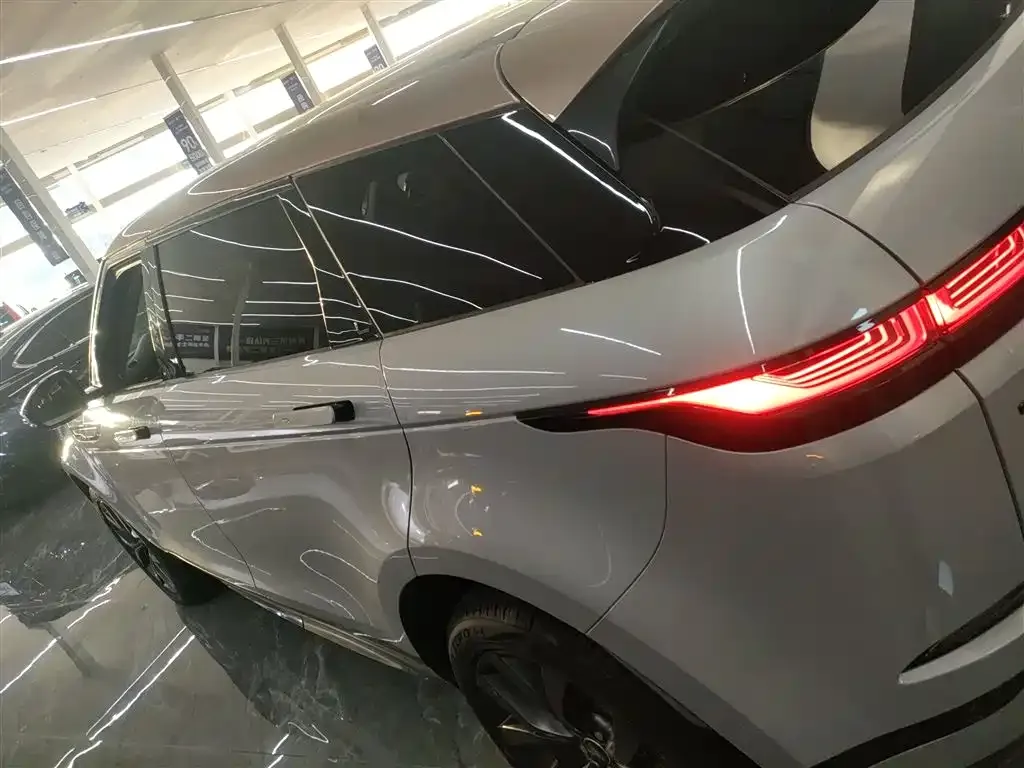 Land Rover Evoque 2024 из CN, фото 6