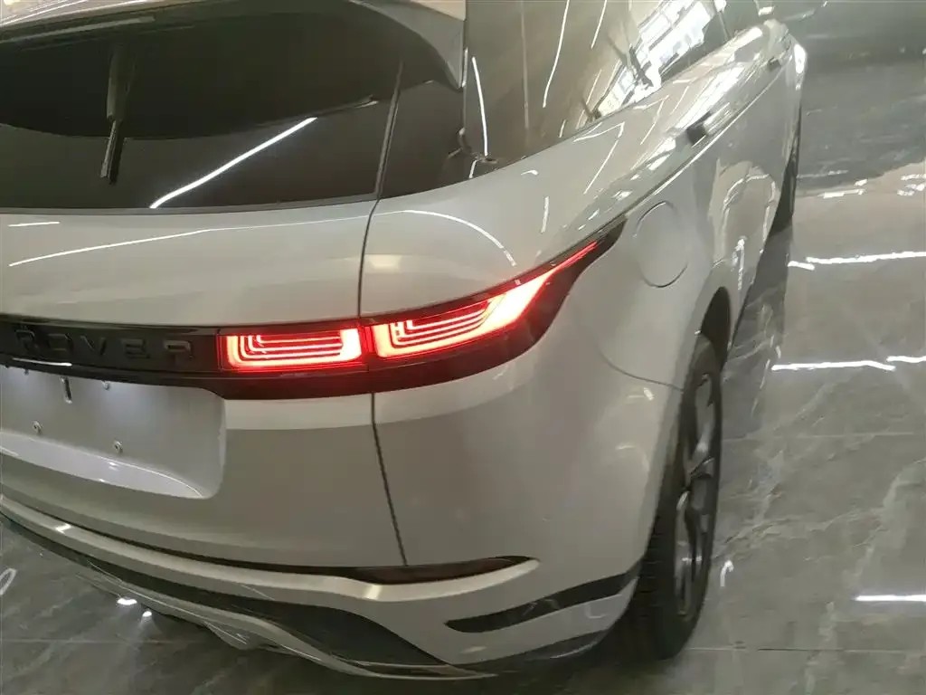 Land Rover Evoque 2024 из CN, фото 2