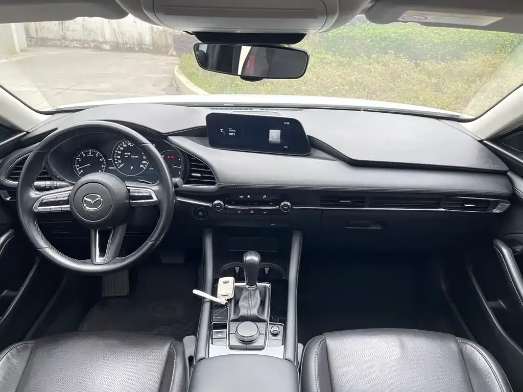 Mazda 3 Axela 2022 из CN, фото 3