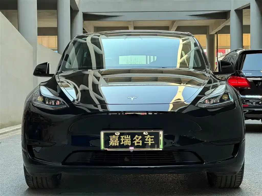 Tesla Model Y 2023 из CN, фото 3