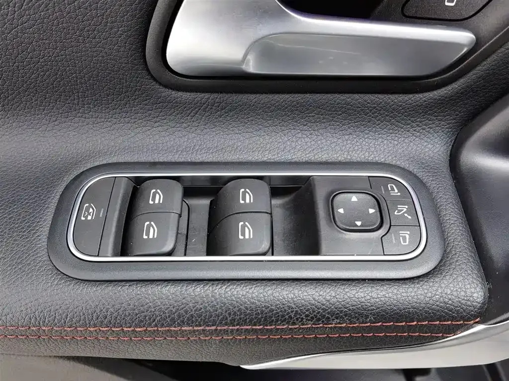 Mercedes-Benz A-Class 2023 из CN, фото 10