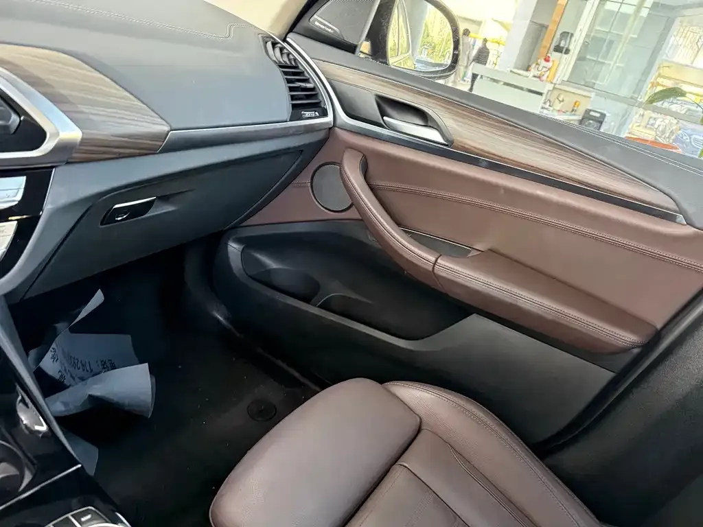 BMW X3 2021 из CN, фото 2