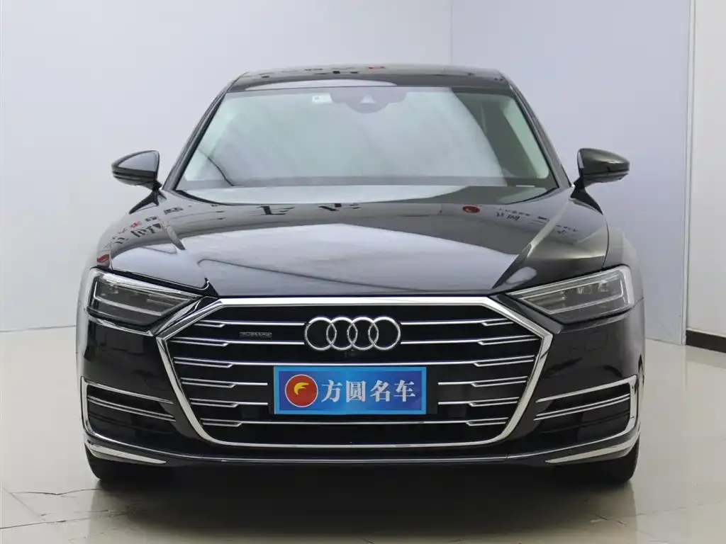 Audi A8 — фото 5