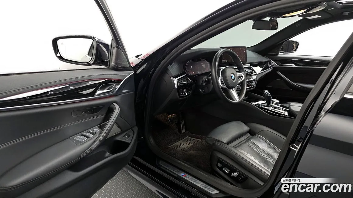 BMW 5-Series 2022 из KR, фото 9