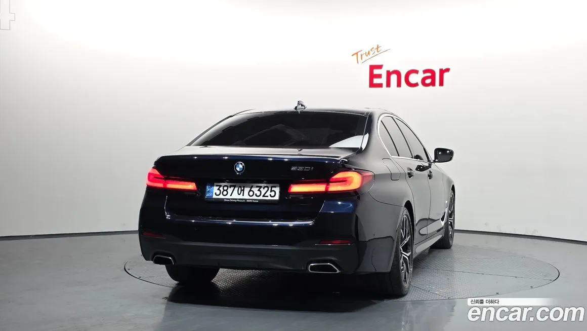 BMW 5-Series 2022 из KR, фото 4