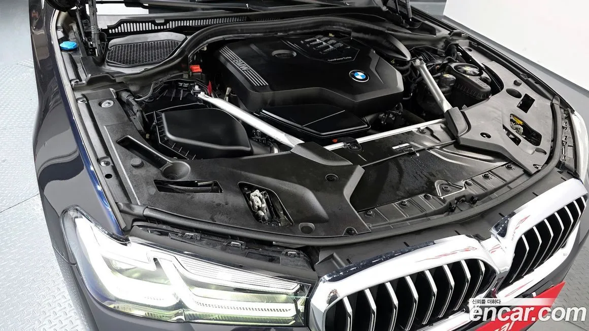 BMW 5-Series 2022 из KR, фото 10