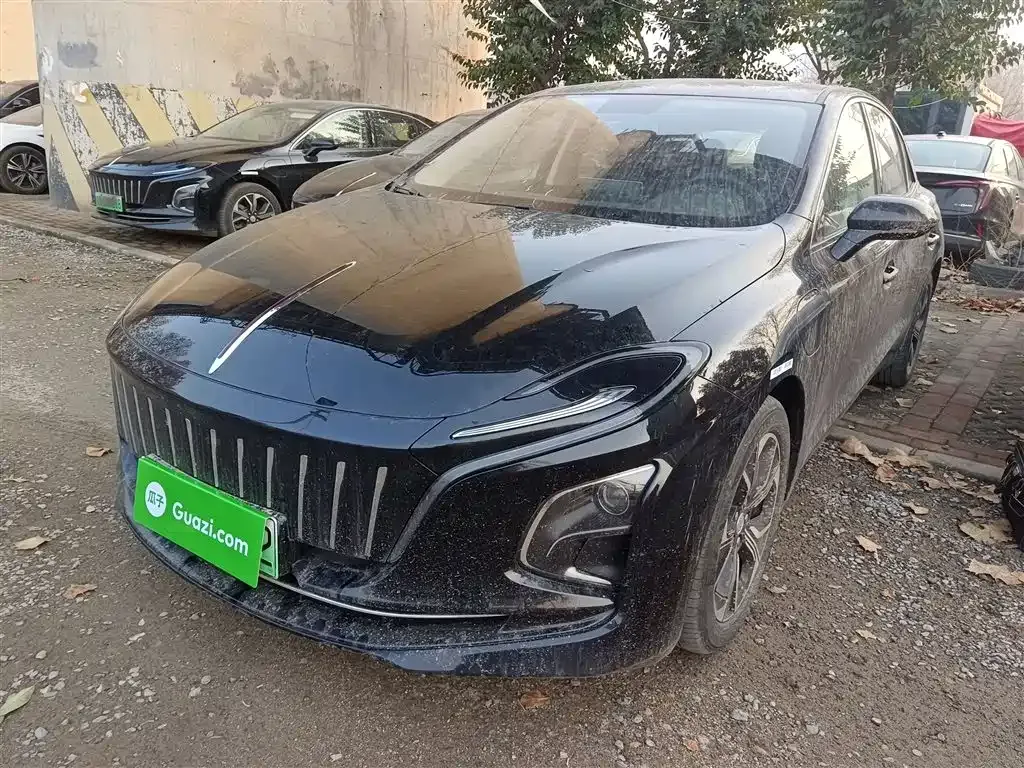 Hongqi E-QM5 2024 из CN, фото 1