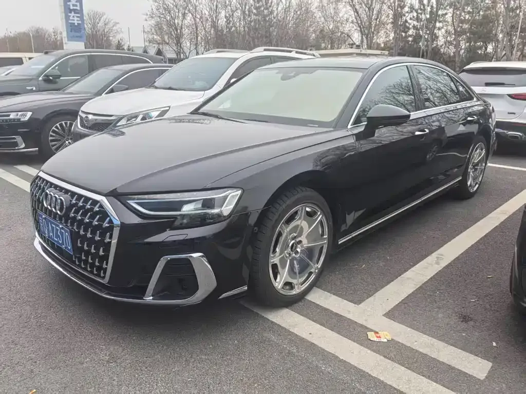 Audi A8 2023 из CN, фото 1