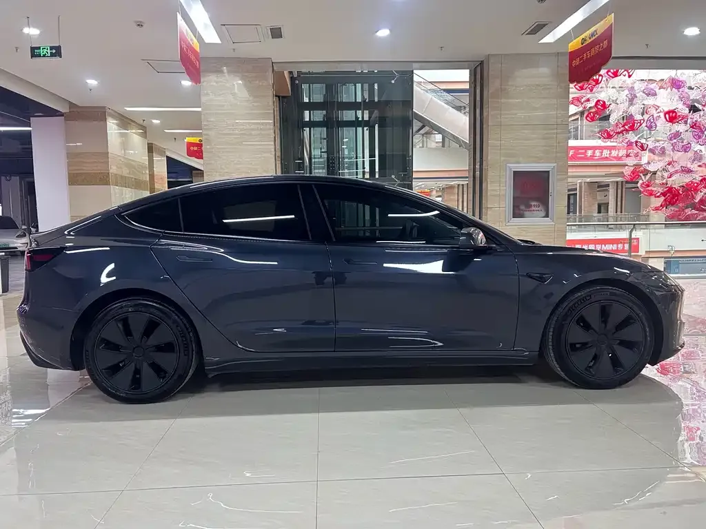 Tesla Model 3 2024 из CN, фото 10