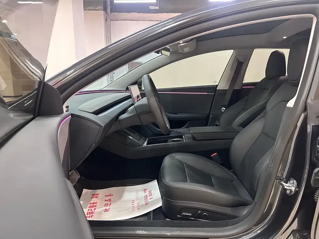 Tesla Model 3 2024 из CN, фото 2