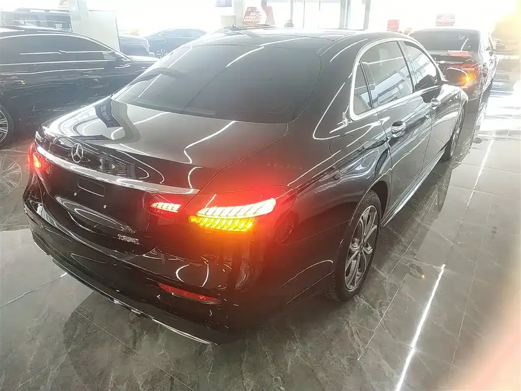 Mercedes-Benz E-Class 2023 из CN, фото 10