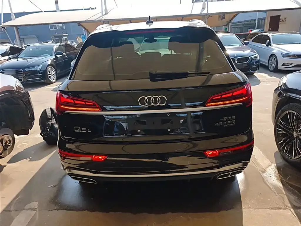 Audi Q5L 2022 из CN, фото 5