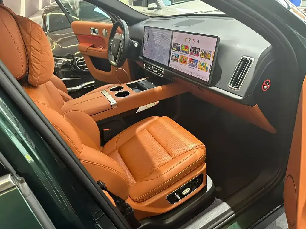 Li Auto L8 2023 из CN, фото 2