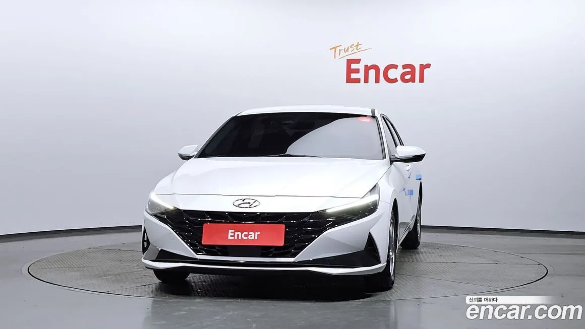 Hyundai AVANTE — фото 3