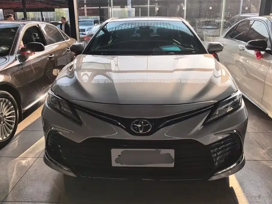 Toyota Camry 2022 из CN, фото 2
