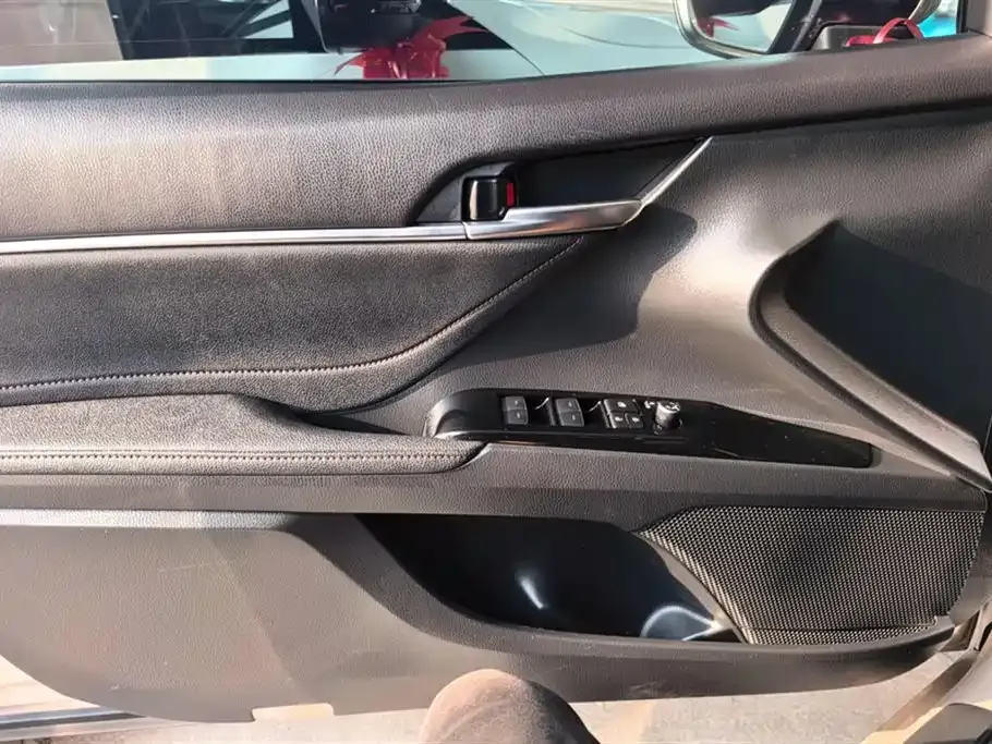 Toyota Camry 2022 из CN, фото 7