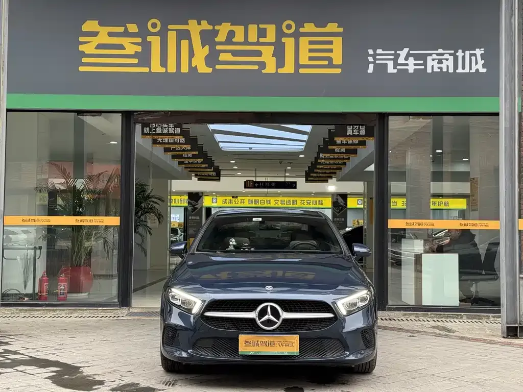 Mercedes-Benz A-Class (Import) 2023 из CN, фото 6
