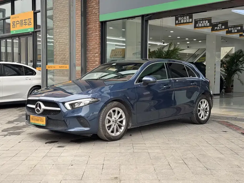 Mercedes-Benz A-Class (Import) 2023 из CN, фото 3