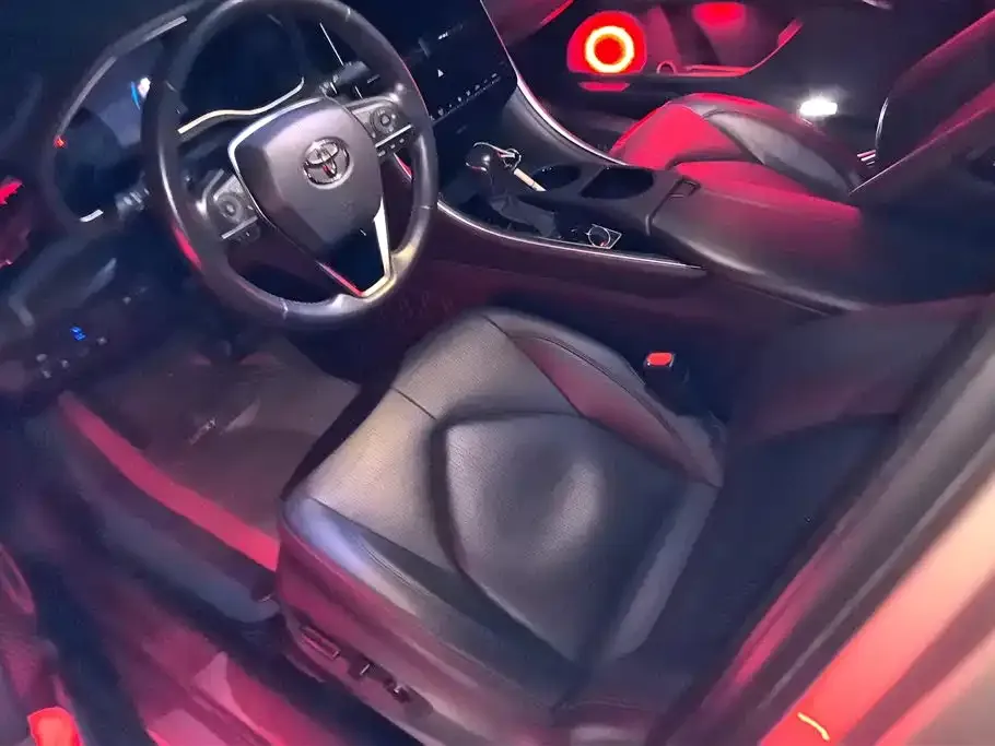 Toyota Avalon 2024 из CN, фото 2