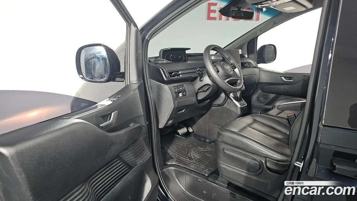 Hyundai Staria 2025 из KR, фото 9