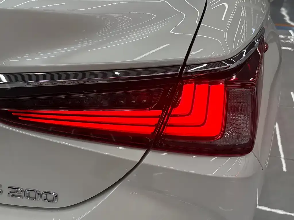 Lexus ES 2024 из CN, фото 10