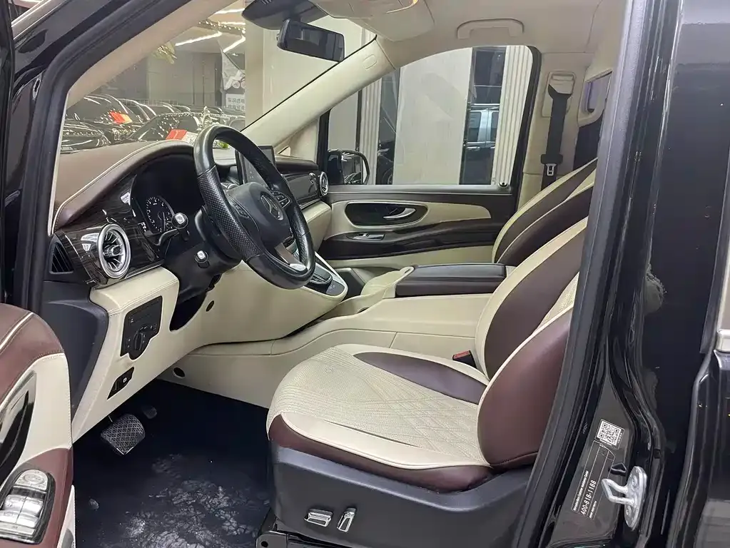 Mercedes-Benz Vito 2021 из CN, фото 7