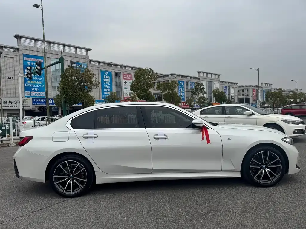 BMW 3 Series 2022 из CN, фото 5