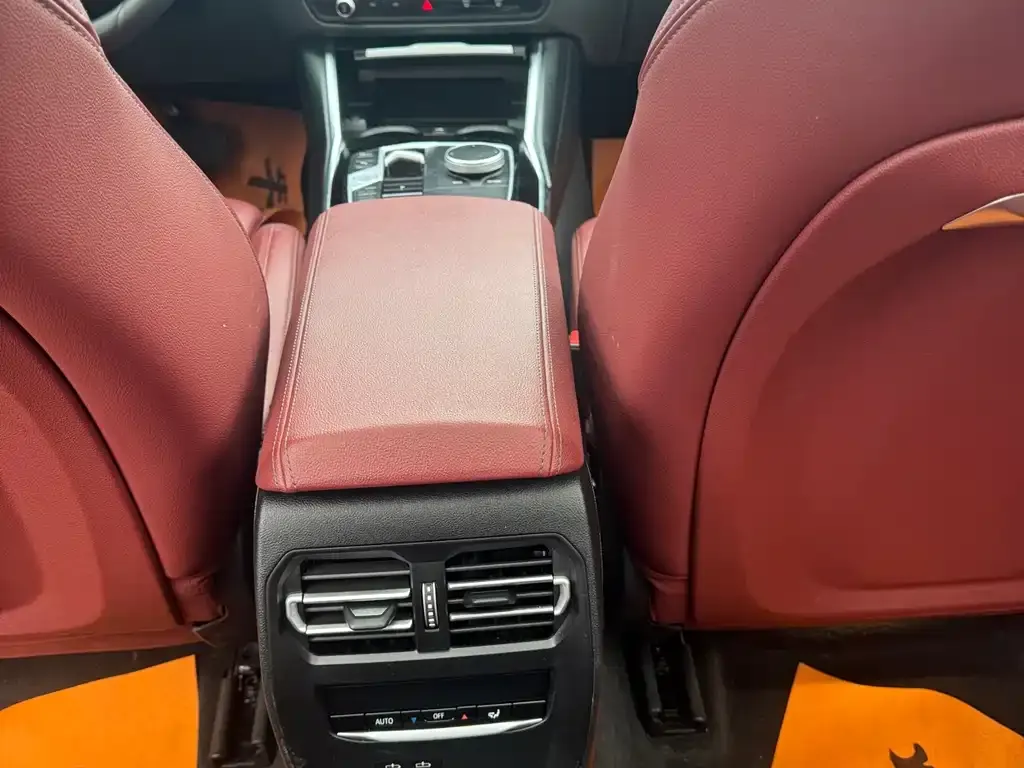 BMW 3 Series 2022 из CN, фото 2