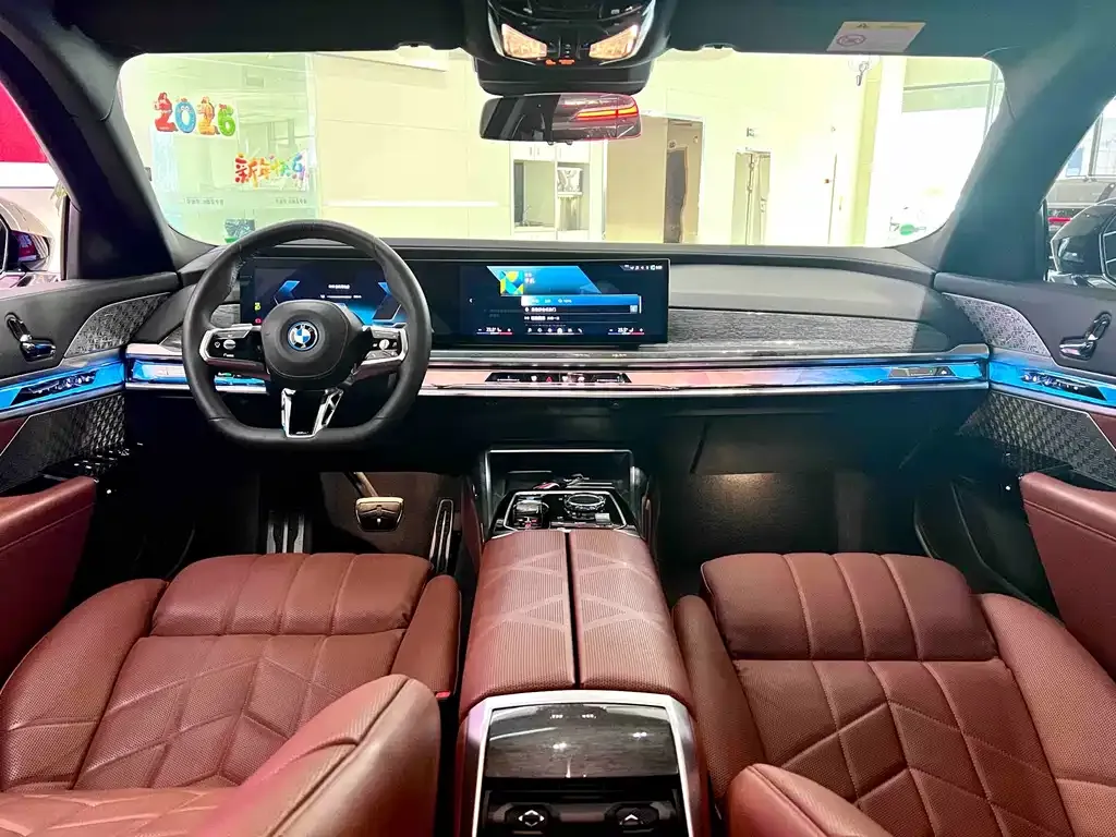 BMW i7 2023 из CN, фото 7