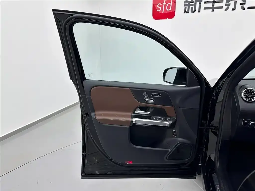 Mercedes-Benz GLB 2023 из CN, фото 9