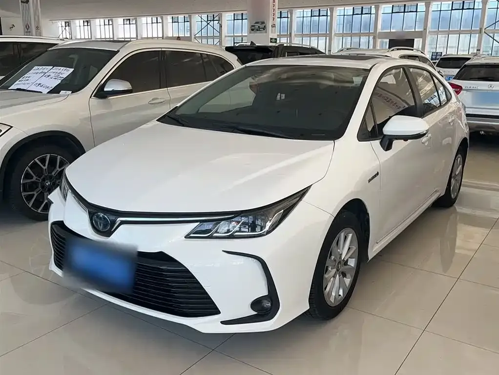 Toyota Corolla 2021 из CN, фото 1