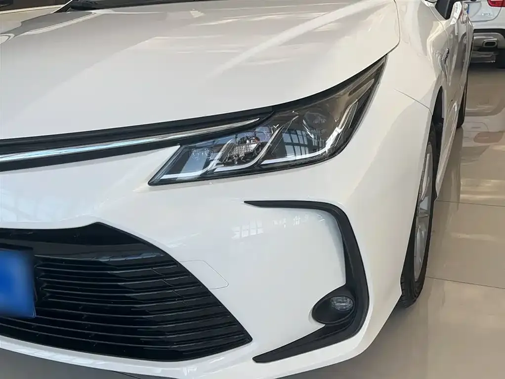 Toyota Corolla 2021 из CN, фото 3