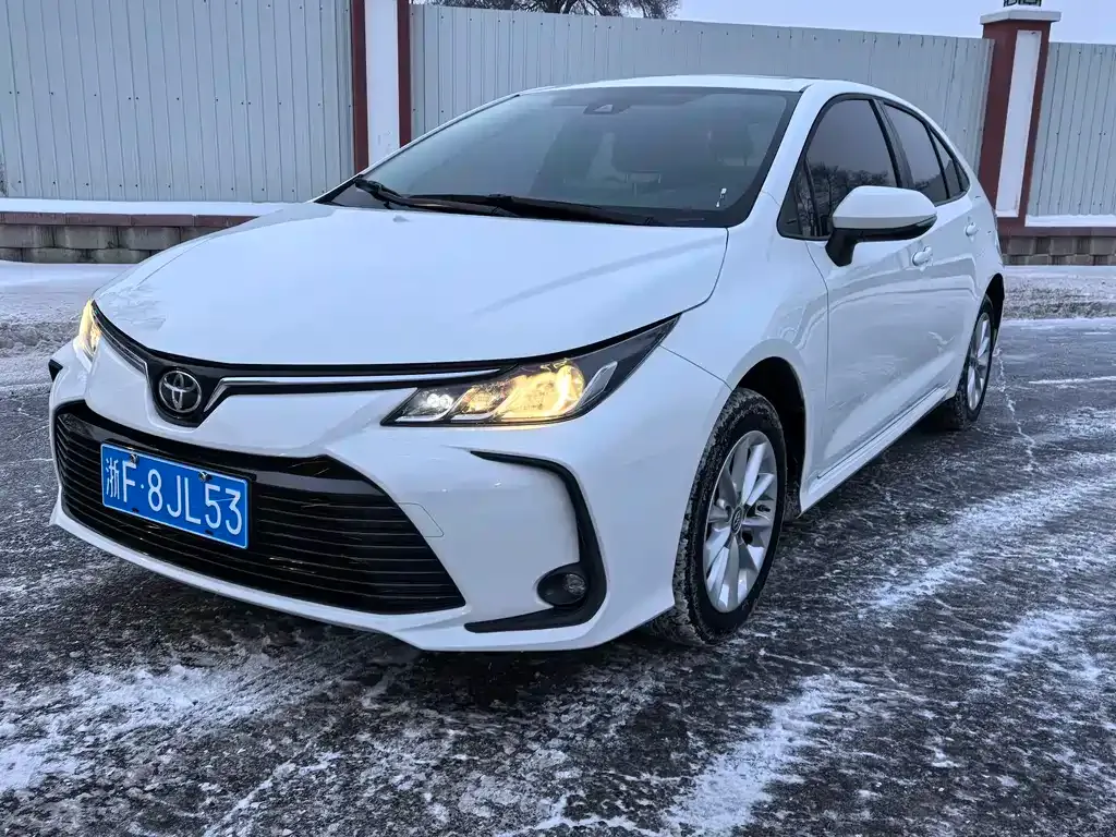 Toyota Corolla 2022 из CN, фото 10