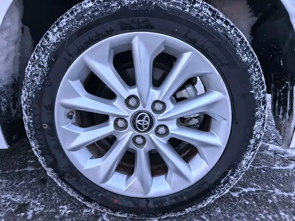 Toyota Corolla 2022 из CN, фото 8