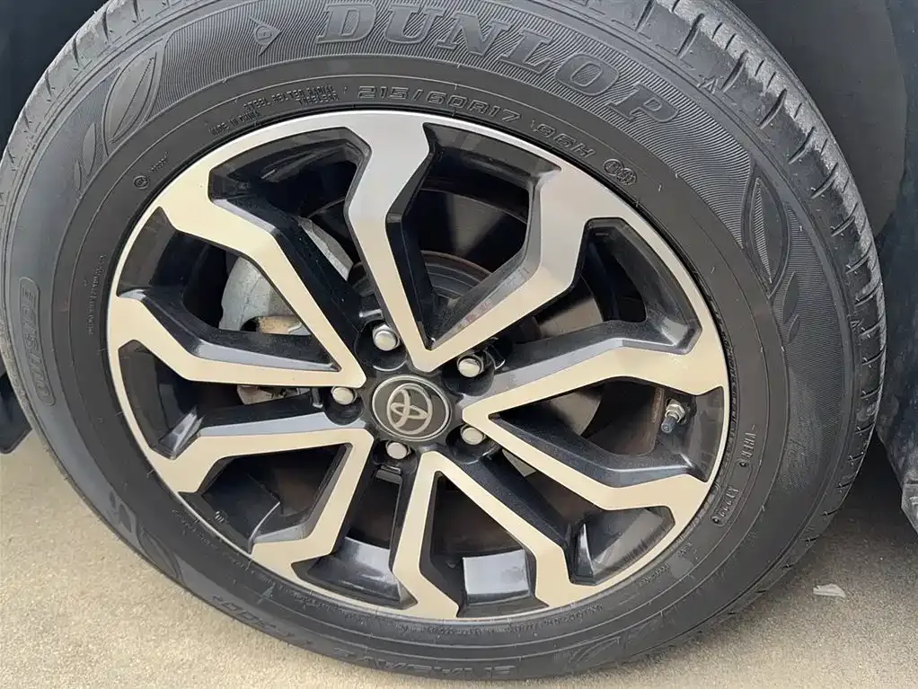 Toyota Frontlander 2022 из CN, фото 6