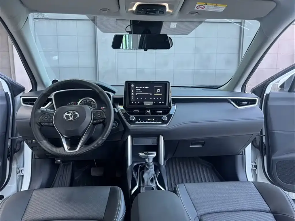 Toyota Frontlander 2022 из CN, фото 8