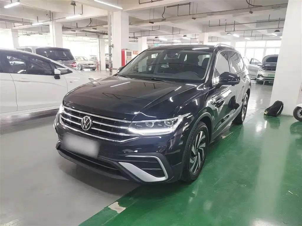 Volkswagen Tiguan L 2023 из CN, фото 1