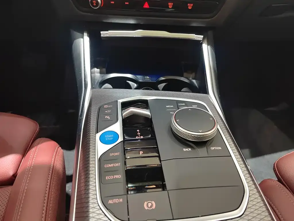 BMW i3 2024 из CN, фото 8
