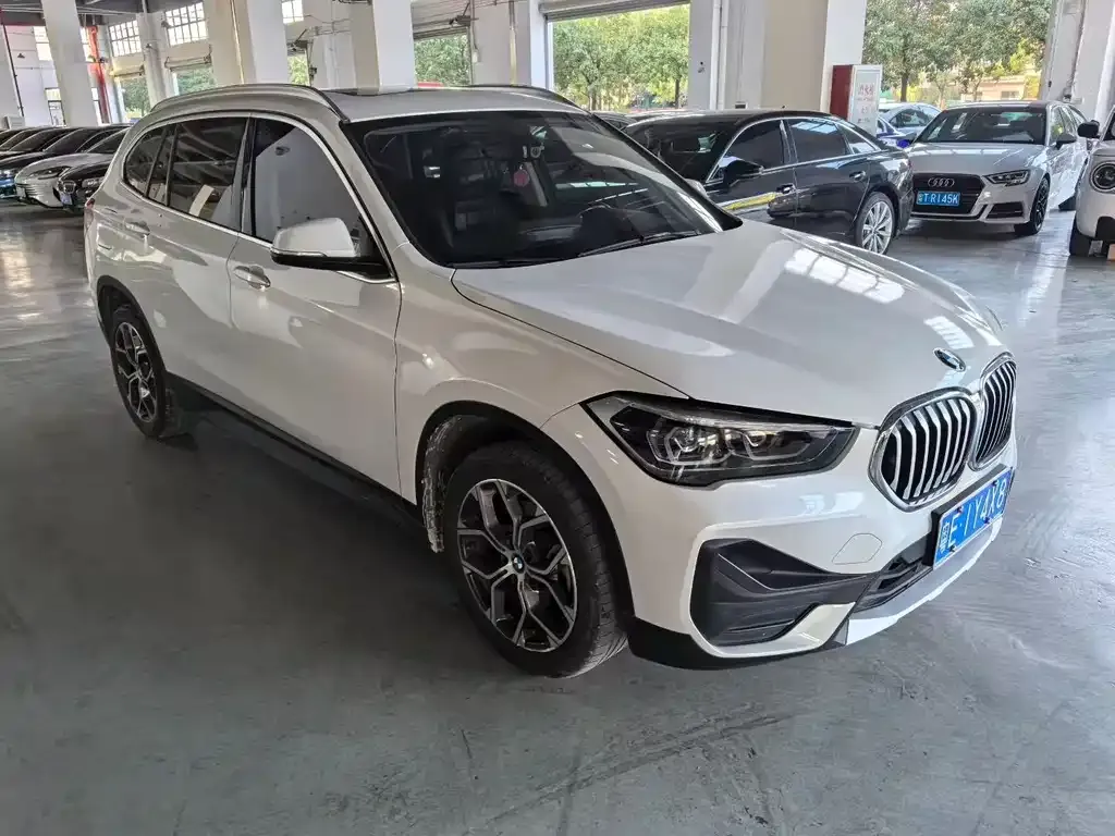 BMW X1 2022 из CN, фото 2