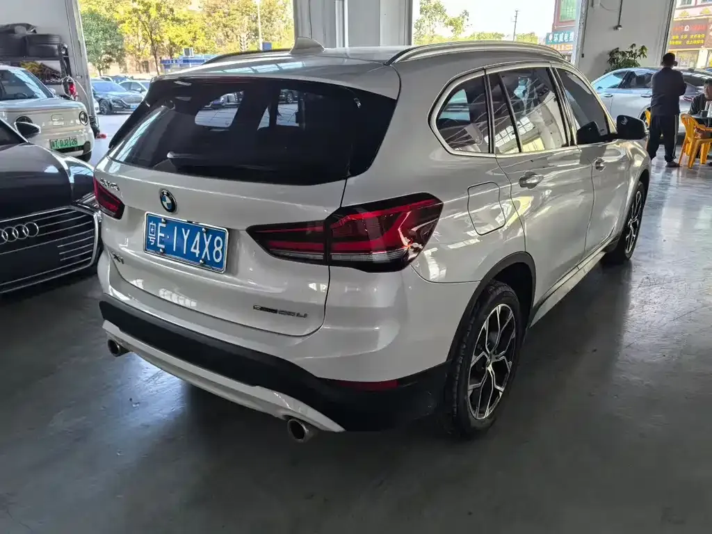 BMW X1 2022 из CN, фото 3