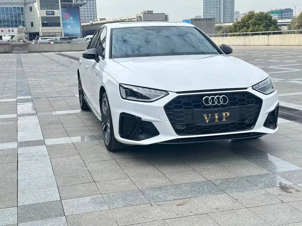 Audi A4L 2022 из CN, фото 6