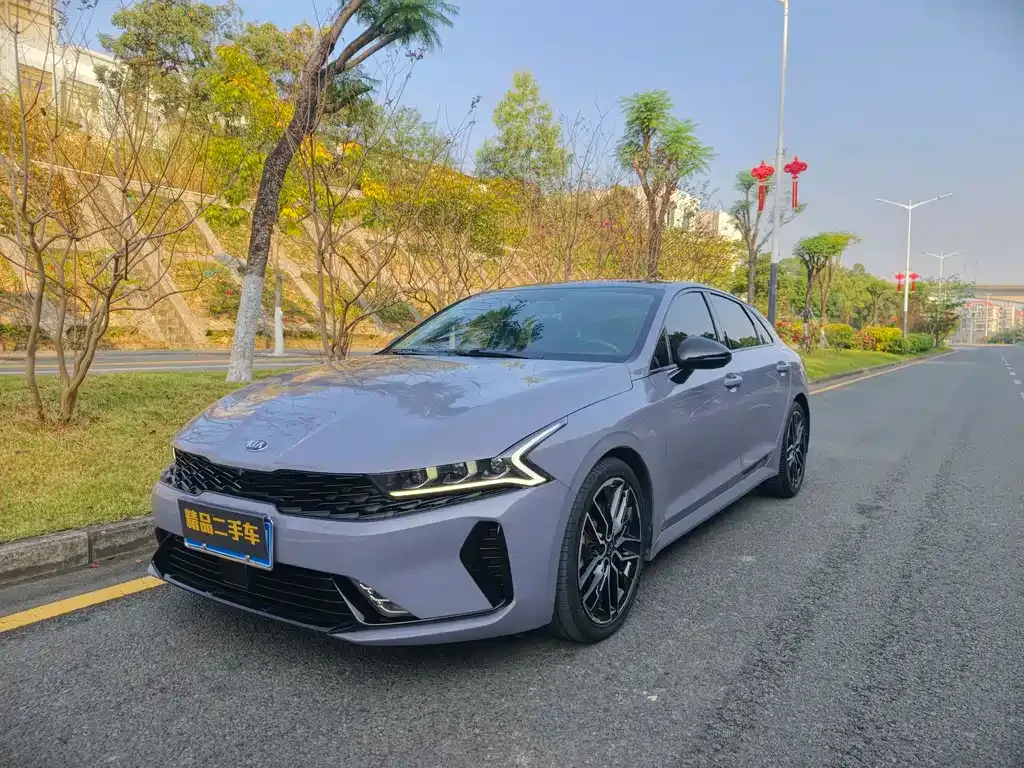 Kia K5 2023 из CN, фото 1