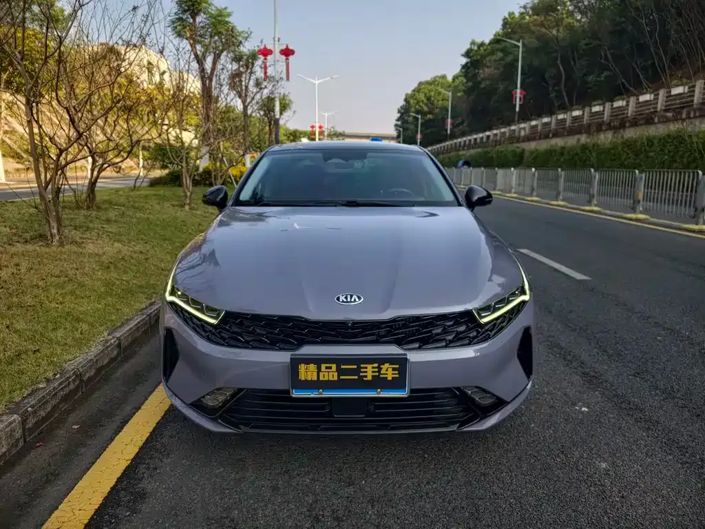 Kia K5 2023 из CN, фото 2