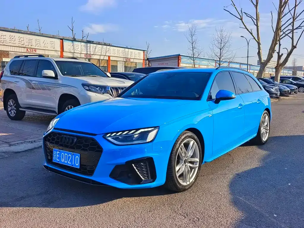 Audi A4 (Import) 2022 из CN, фото 1