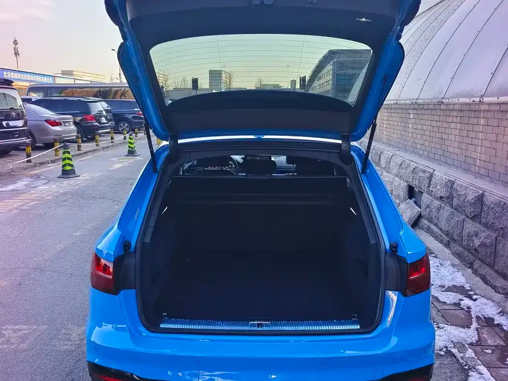 Audi A4 (Import) 2022 из CN, фото 2