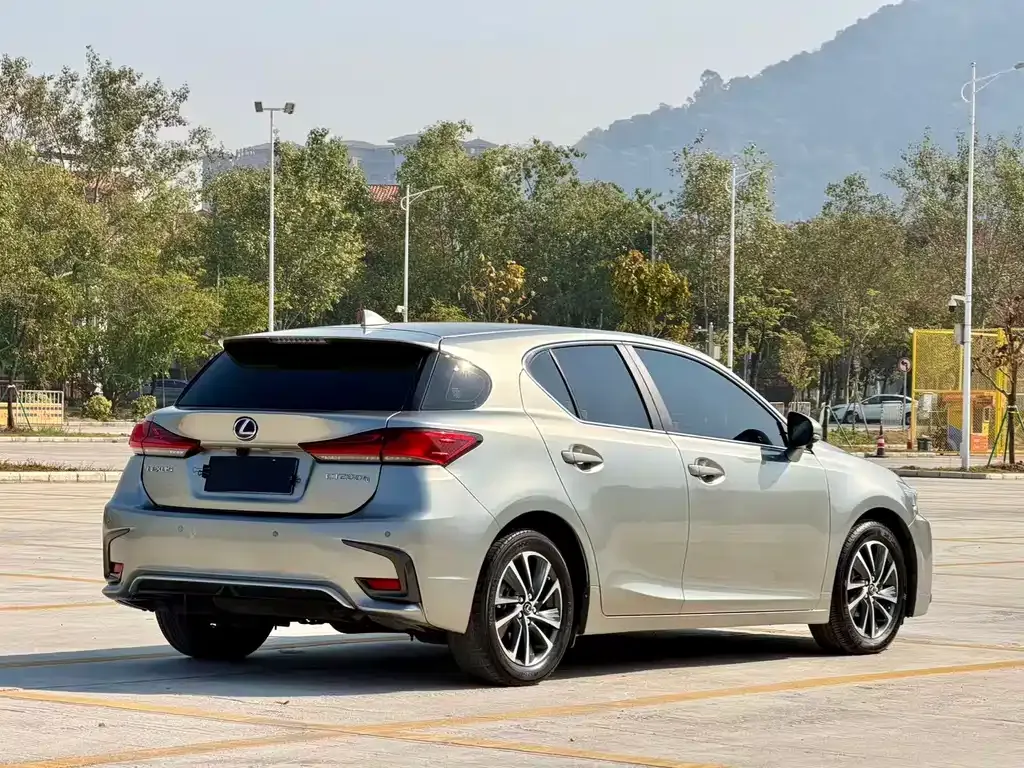 Lexus CT 2021 из CN, фото 2