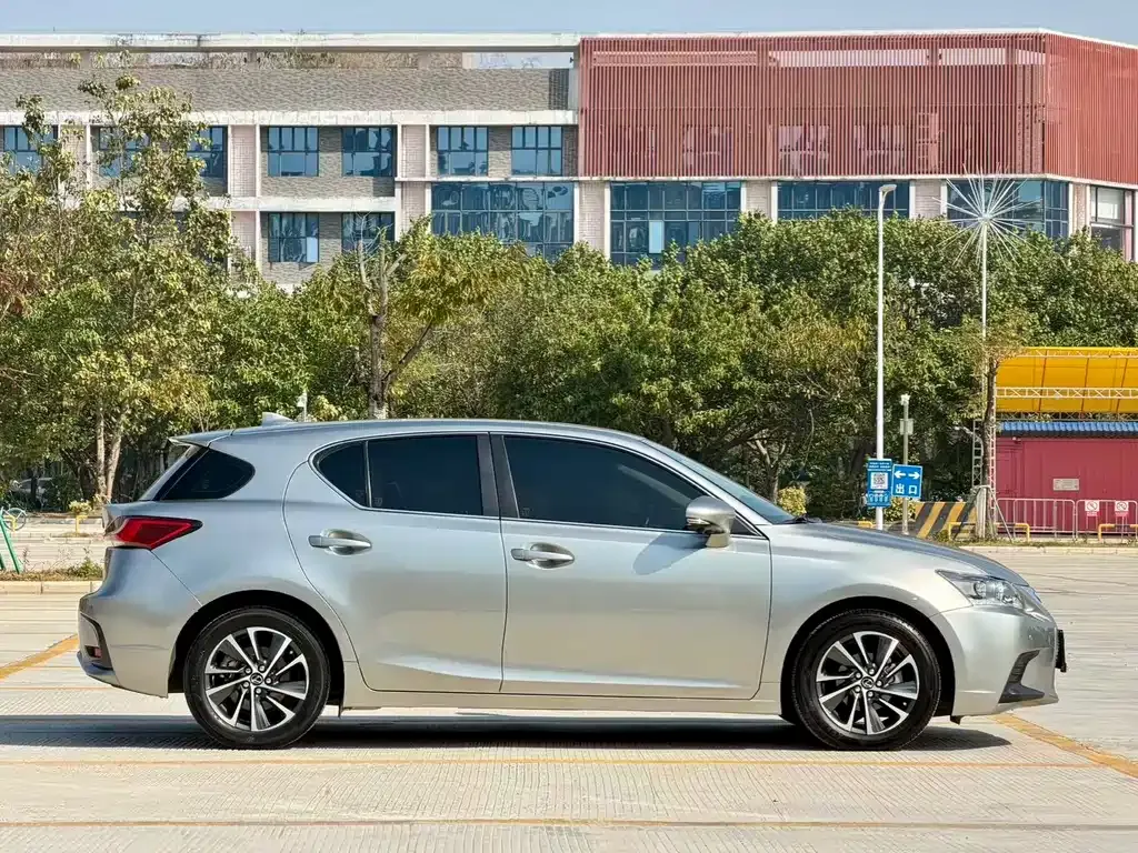 Lexus CT 2021 из CN, фото 10